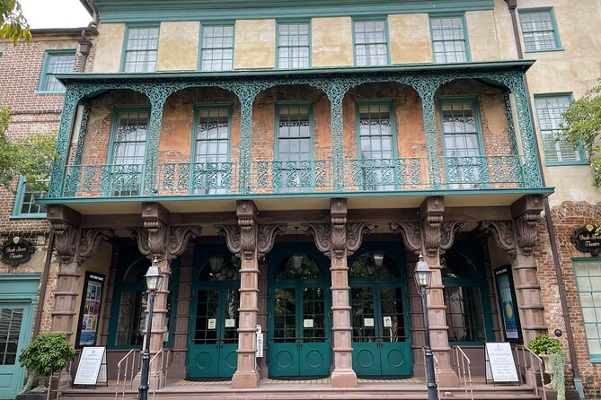 300 Years of War and Peacetime in Charleston: A Self-Guided Audio Tour - Starting at City Market on Meeting Street