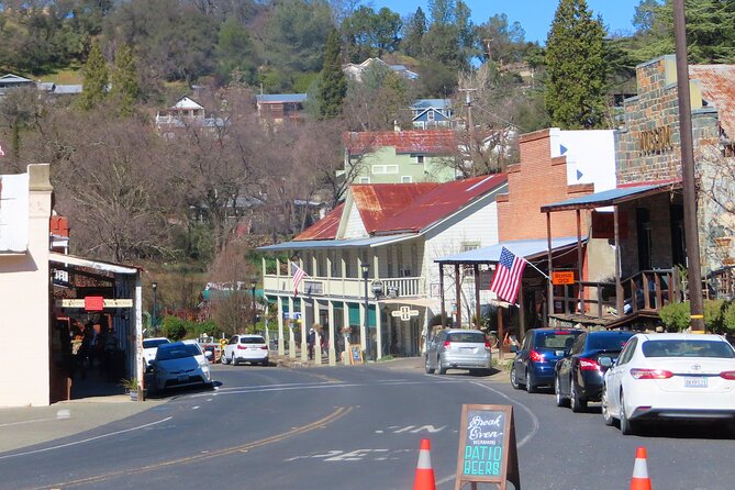 A Highway 49 Drive: A Self-Guided Audio Tour from Placerville to Jackson - Shenandoah Valley, with room for a wine stop
