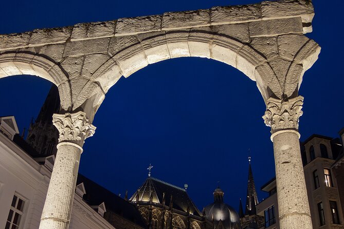 Aachen Scavenger Hunt and Highlights Self Guided Audio Tour - Starting at Ponttor and finding your bearings