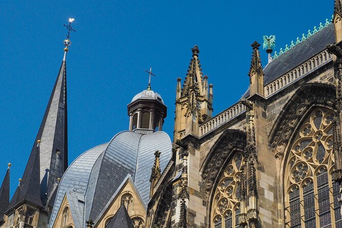 Aachen Scavenger Hunt and Highlights Self Guided Audio Tour - Aachen Cathedral, the route’s major highlight