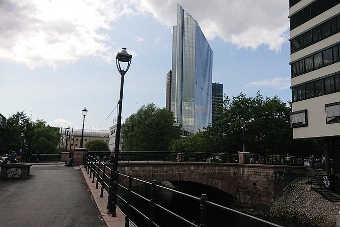 Akerselva River Meander: A Self-Guided Audio Tour - Why the Akerselva walk tells Oslo’s story so well