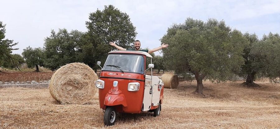 Alberobello: Private Tuk Tuk Tour with Audio Guide - The main trulli districts from the road
