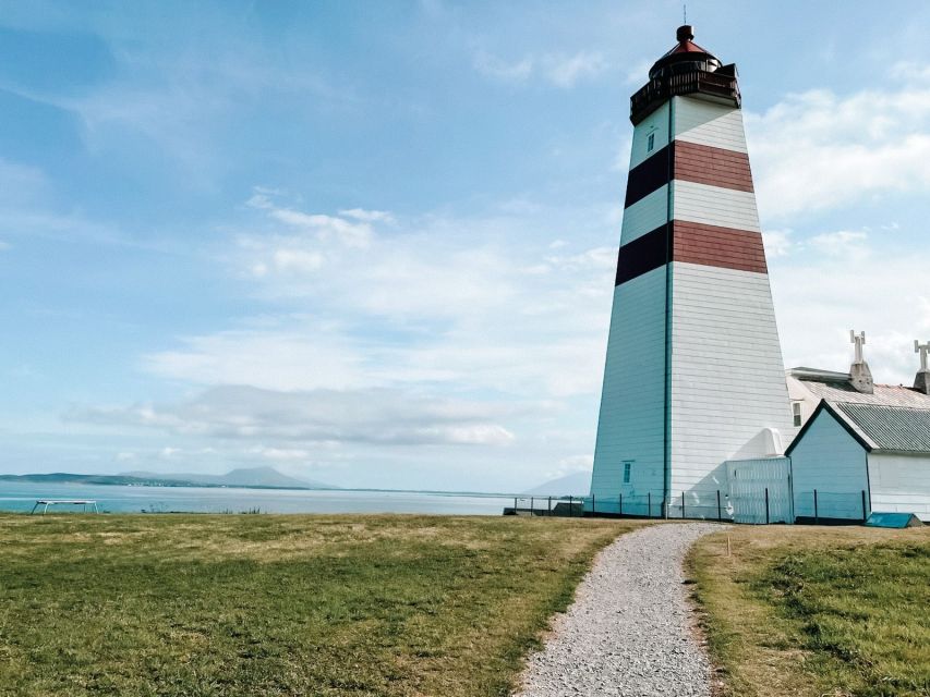 Ålesund: Ålesund and Surrounding Islands Audio Guide Tour - Alnes, a fishing island facing the Atlantic