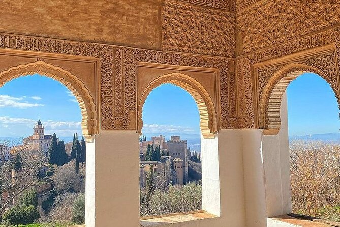 Alhambra Experience – Explore Nasrid Palaces & Generalife Gardens - The important risk: a booking is not always a ticket