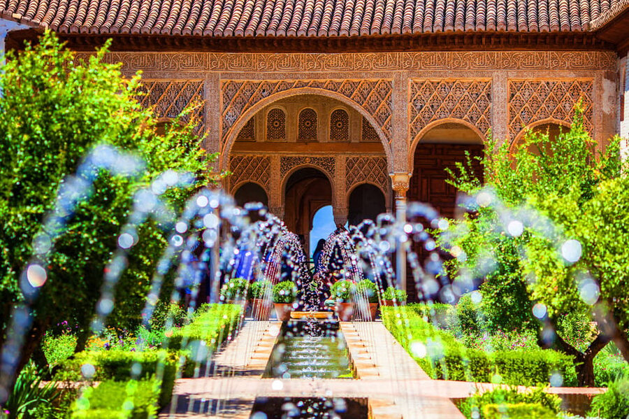 Alhambra: Ticket with Audioguide - Why the Alhambra works well with an audioguide