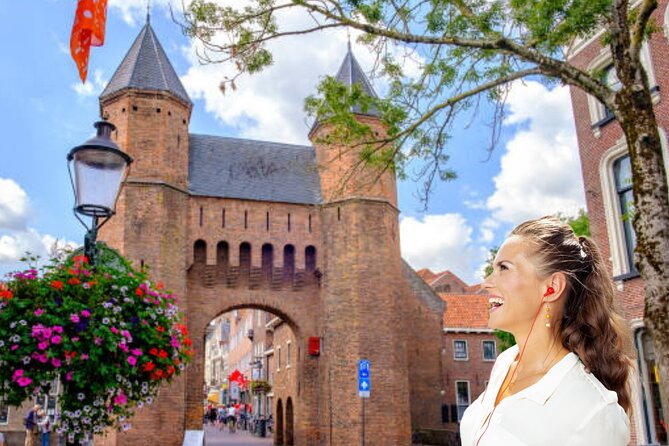 Amersfoort City Walk with Audio Guide in 7 Languages - The Koppelpoort gives the walk a memorable anchor