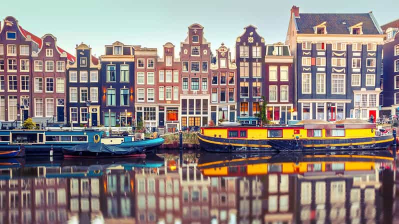 Amsterdam Audioguide - TravelMate app for your smartphone - Amsterdam Introduction and local food