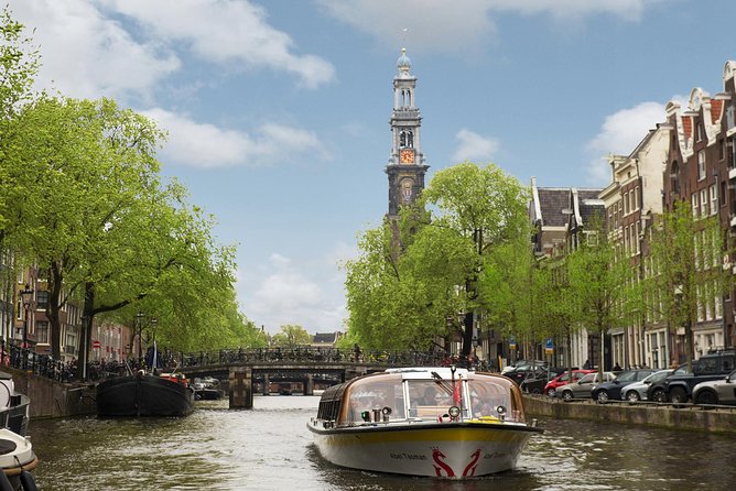 Amsterdam City Centre Cruise on heated boat with Audioguide - The stroopwafel detail you should check before boarding