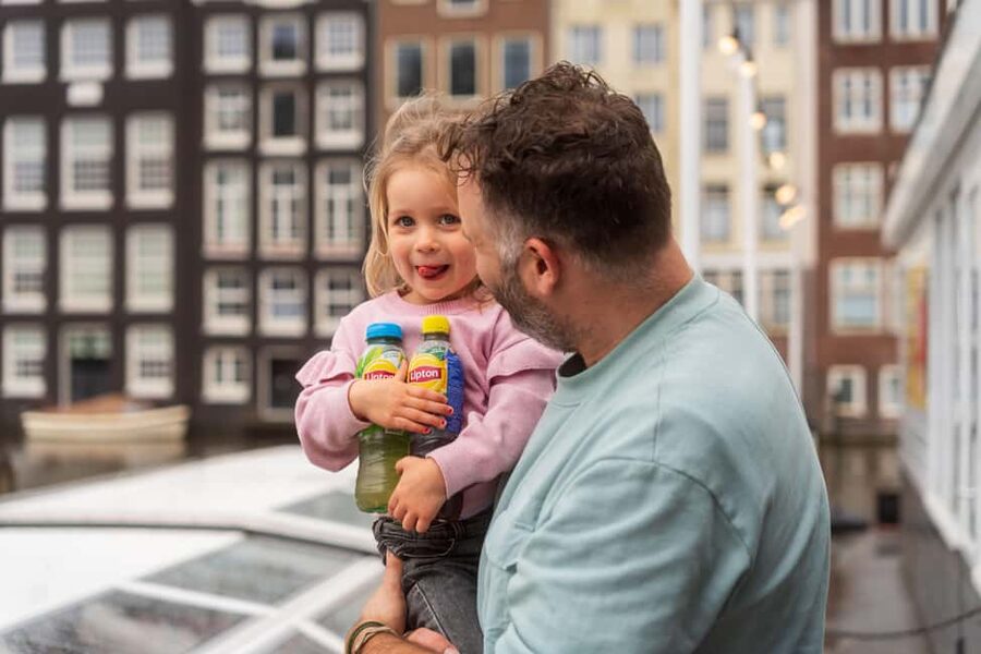 Amsterdam: Heated Canal Cruise Including Audioguide - Key Points