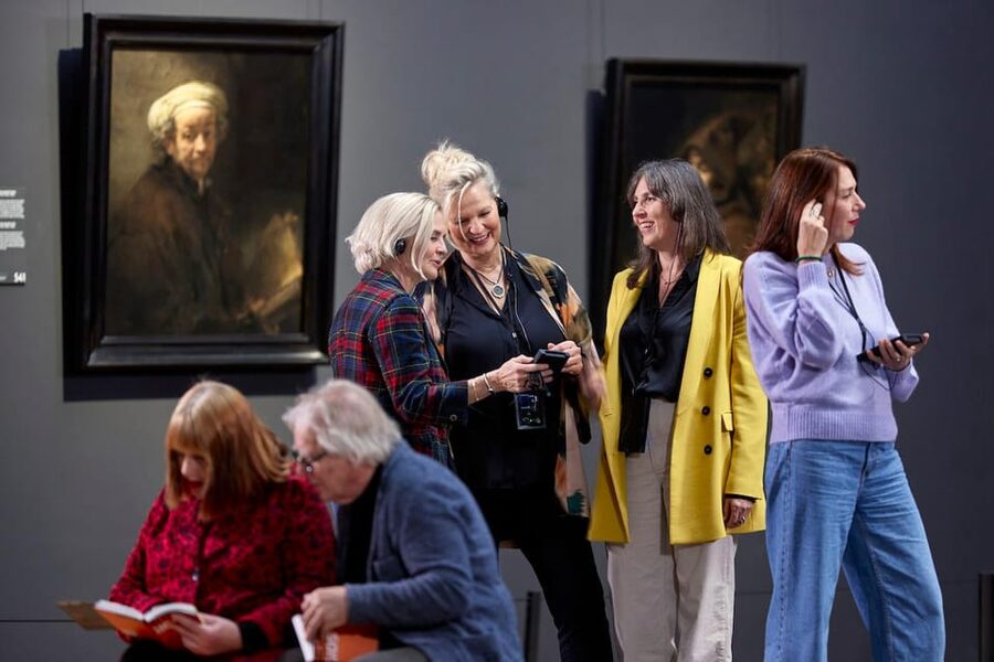 Amsterdam: Official Audio Guide for Rijksmuseum Visit - Use the map to find the Milkmaid and other favorites