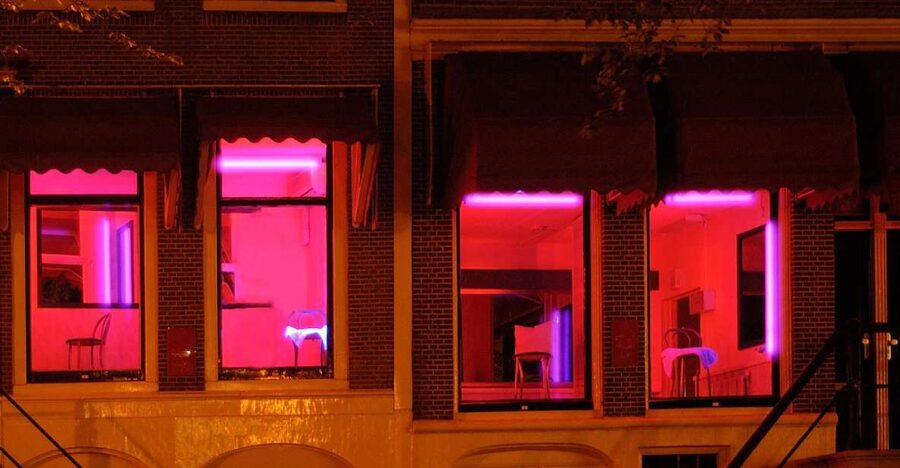 Amsterdam: Red Light District 1-hour Smartphone Audio Tour - What $7 buys you