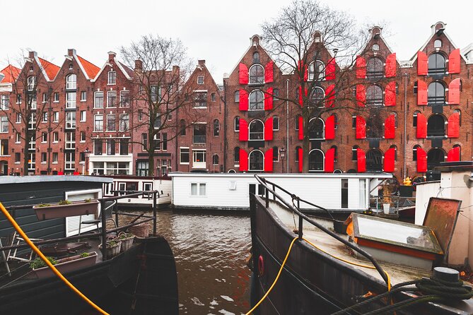 Amsterdam Red Light District: City Walk Audio Guide on your Phone - Chinatown and the wider center