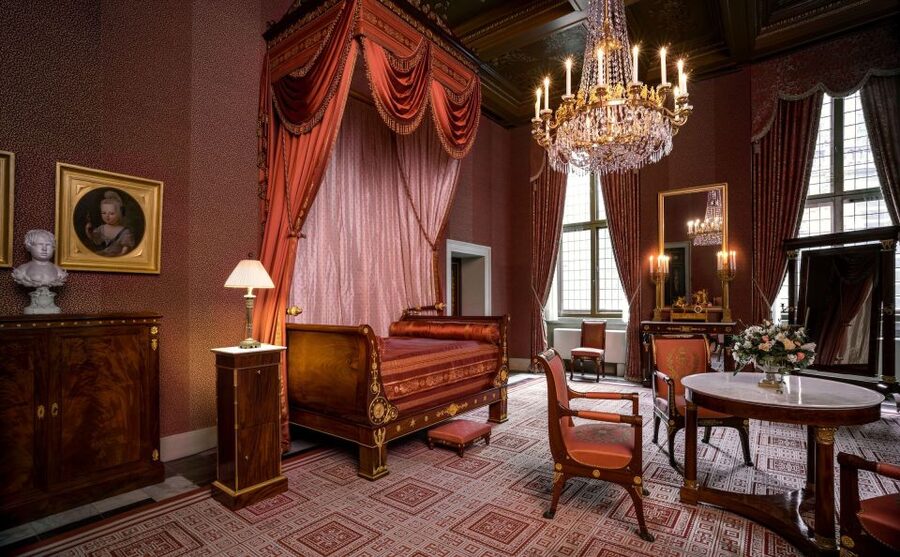 Amsterdam: Royal Palace Entry Ticket + Audio guide - Access, rules, and useful planning advice
