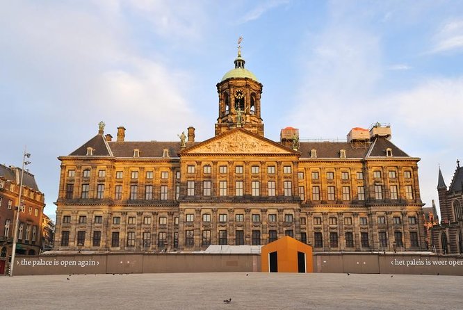 Amsterdam Scavenger Hunt and Highlights Self Guided Audio Tour - The Royal Palace without an entrance ticket