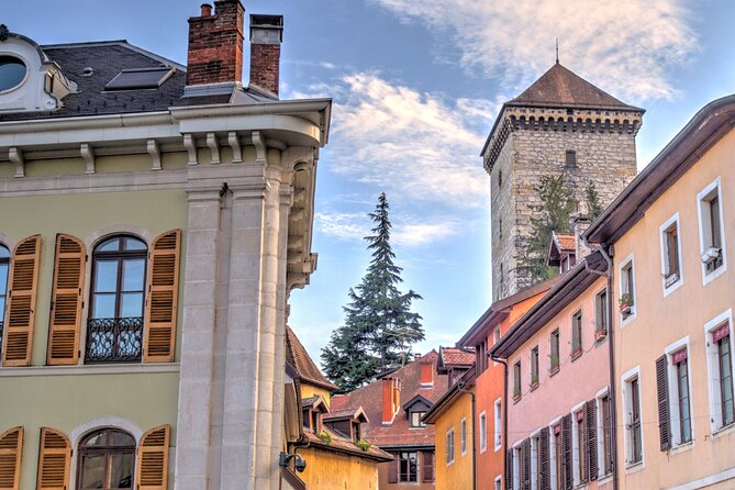 Annecy Scavenger Hunt and Highlights Self Guided Audio Tour - Price, languages, and practical value