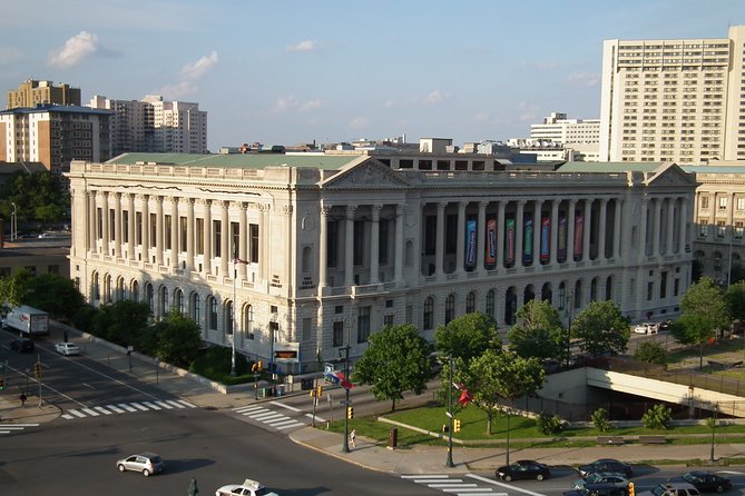 Art and Controversy: An audio tour of Philadelphia's most infamous art scandals - How the VoiceMap format works
