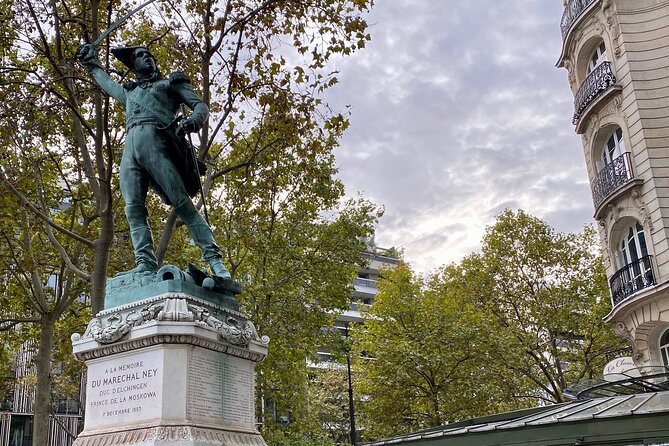 Artists in Montparnasse, smartphone audioguided tour - The hotel linked with surrealism