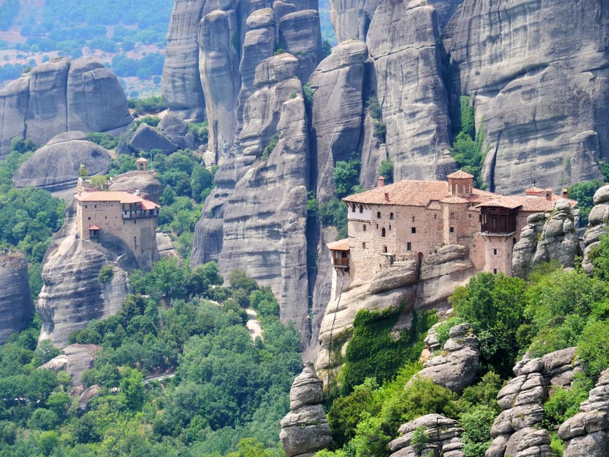 Athens: Meteora Day Trip with Central Pickup & Audio Guide - Central pickup makes the early start easier