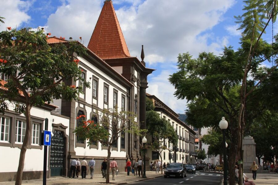Audio Guide Citywalk Funchal for Cruise Guests - The waterfront and Madeira’s early stories