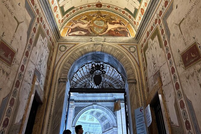 Audio guide in Vatican Museums and Sistine Chapel - Reaching the Sistine Chapel