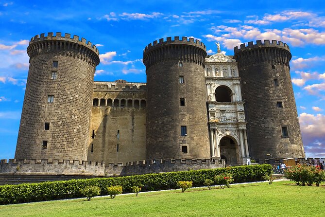 Audio guide of Naples in the Smartphone App - Naples churches, from the Cathedral to Santa Chiara