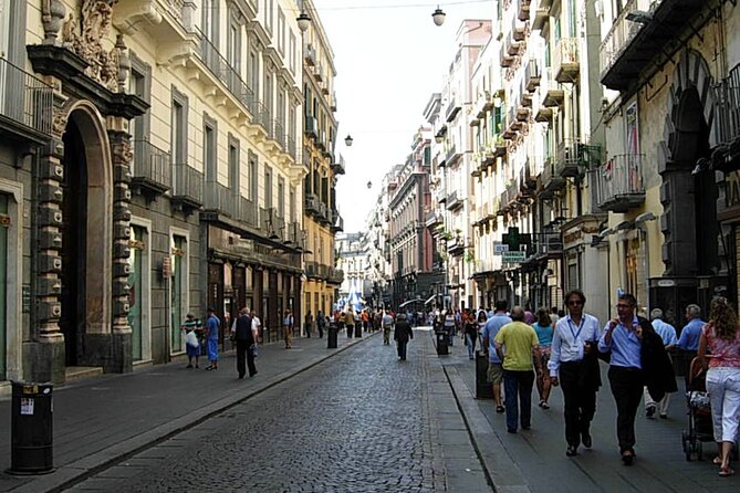 Audio guide of Naples in the Smartphone App - Pompeii and Caserta as extra planning tools