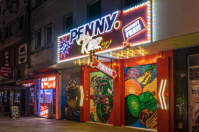 Audio Guide Tour Saint Pauli - Starting at U St. Pauli and entering the Reeperbahn