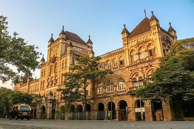Audio Guided Walking Tour on HopOn India App – From Gateway to Fountain, Mumbai - From the Royal Alfred Sailors’ Home to the art district
