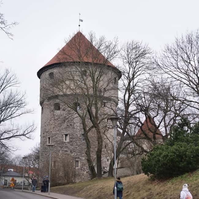 Audio Tour of the Toompea Hill (Cathedral Hill) in Tallinn - What the English audio format is really like