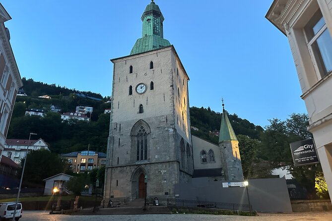 Audio Walking Tour in Bergen Famous Ghosts Location - St. Mary’s Church and the oldest church setting