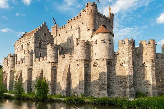 AudioGuide Ghent - Korenmarkt and the final architectural story