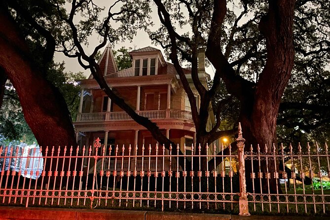 Austin's Famous Ghosts Smartphone Guided Audio App Walking Tour - A Ghost Walk That Uses Austin’s Real Streets