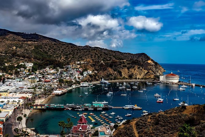 Avalon City: A Self-Guided Audio Tour - Key points at a glance