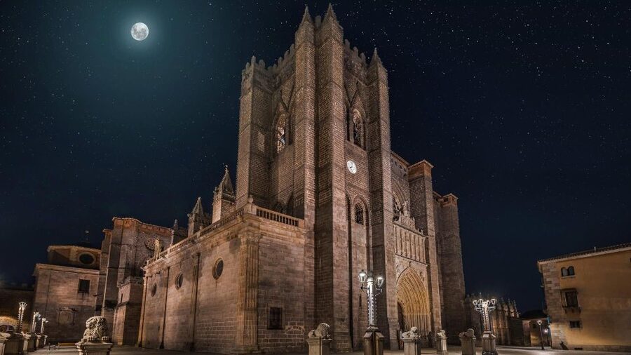 Avila: Cathedral Entry Ticket with Audio Guide - Why Ávila Cathedral deserves your time