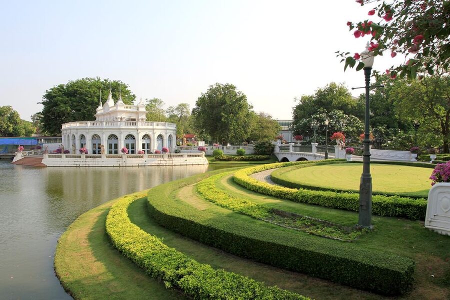 Bangkok: Audio guides for Bangkok, Ayutthaya & Chiang Mai - Chiang Mai: Buddhism explained in plain steps