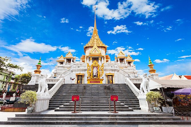 Bangkok Self-Guided Audio Tour - Wat Traimit and Bangkok’s Chinatown
