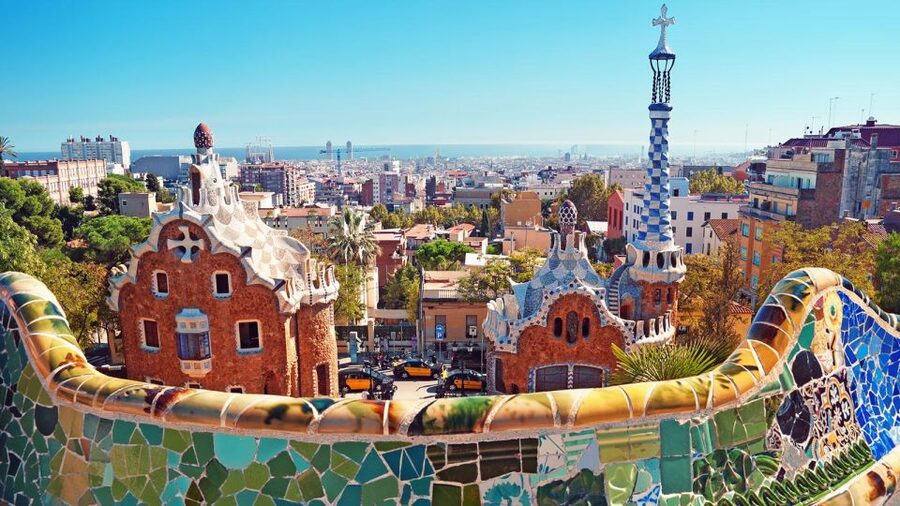 Barcelona Audioguide - TravelMate app for your smartphone - A pocket guide rather than a scheduled tour