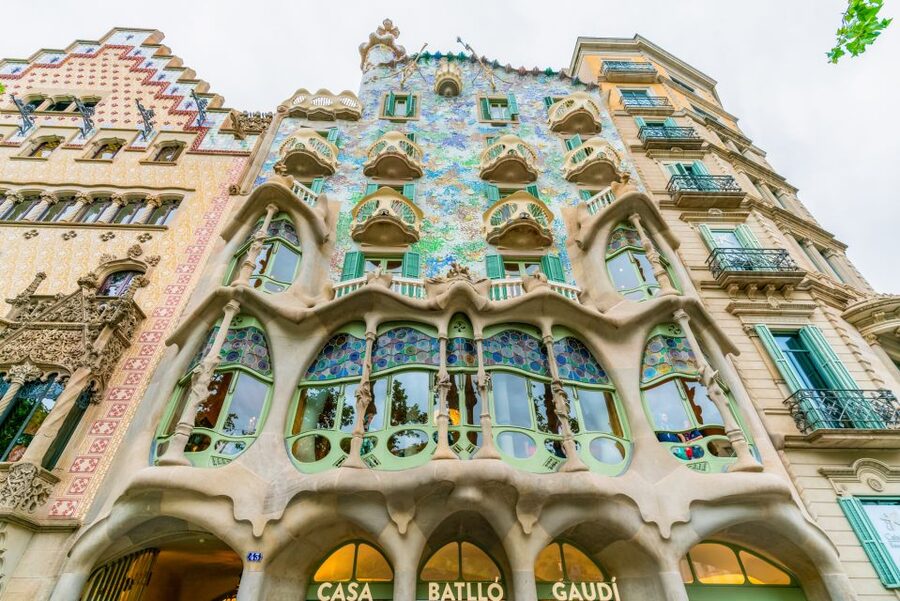 Barcelona: Casa Batlló Entry with Self-Audioguide Tour - The augmented-reality layer and digital storytelling