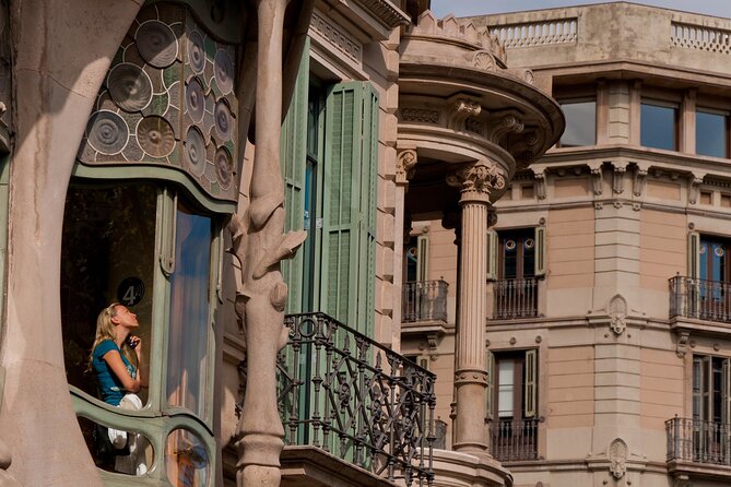 Barcelona: Casa Batllo Timed Entrance Ticket with Audio Guide - The self-guided route through Gaudí’s house