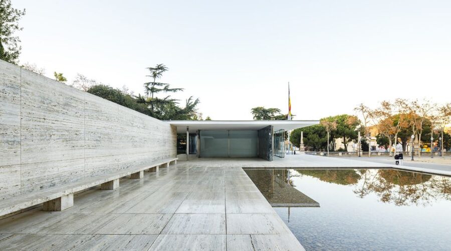 Barcelona: Mies van der Rohe Pavilion Ticket and Audio Guide - Entering the recreated 1929 Barcelona Pavilion