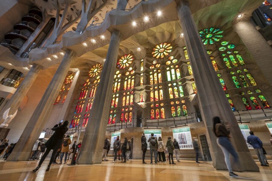 Barcelona: Sagrada Familia Entry Ticket with Audio Guide - The audio guide and its practical weak spot
