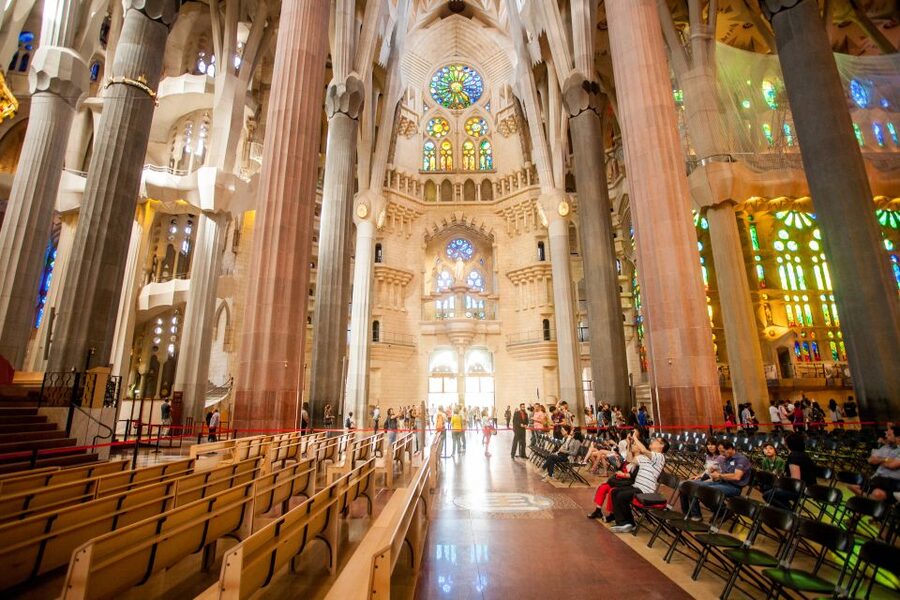Barcelona: Sagrada Familia Entry Ticket with Audio Guide - Choosing the best time of day