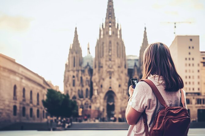 Barcelona self-guided city walking tour with audio & quizzes - Plaça de Sant Jaume and Catalan politics