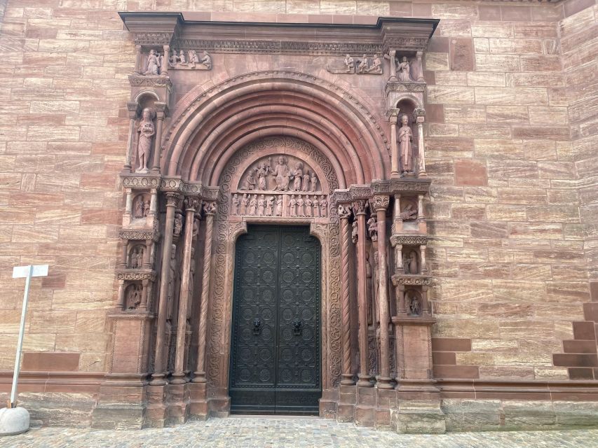 Basel's Portrait: Self-Guided Audio City Tour - Starting in the Town Hall courtyard