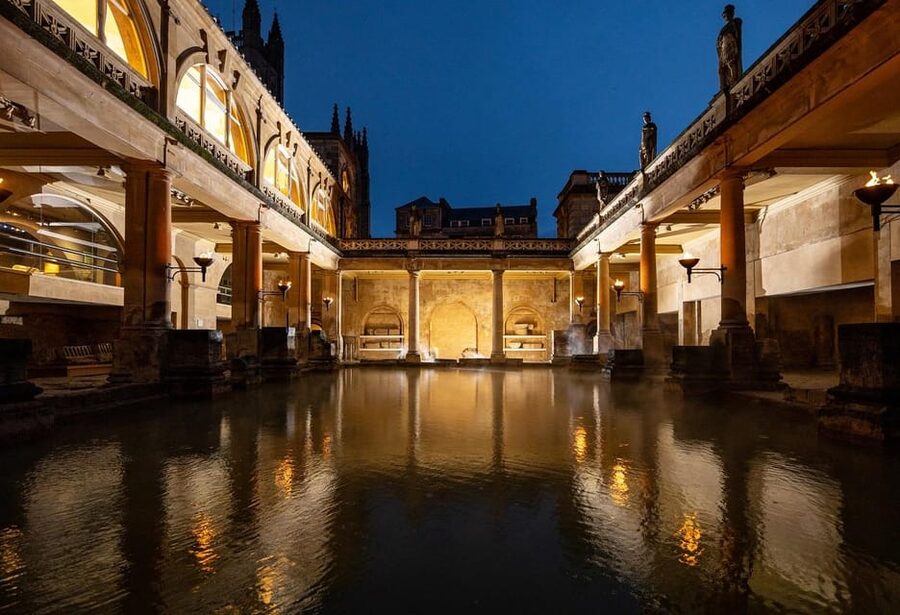 Bath: Roman Baths Entry Ticket with Audio Guide - Tasting the mineral-rich spa water