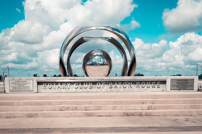 Baton Rouge Historic Downtown Self-Guided Audio Walking Tour - The Mississippi River at Sing the River