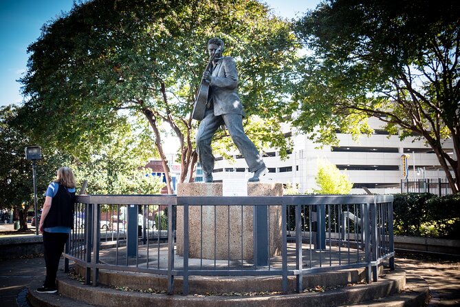 Beale Street Experience Audio App Self Guided Walking Tour - Lansky and Elvis’s Memphis style