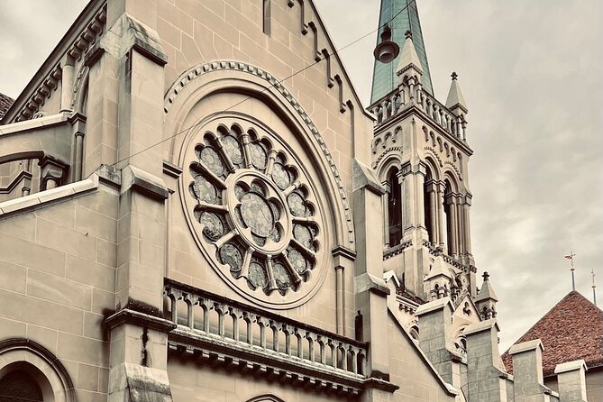 Beautiful Bern's Legends: A Self-Guided Audio Tour - Bundesplatz and Switzerland’s political system