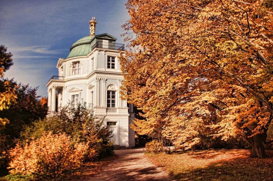 Berlin: Charlottenburg Palace & Gardens Ticket & Audio Tour - Is $54 a fair price?