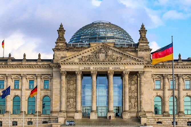 Berlin Walking Tour with Audioguide on Your Smartphone - Ampelmännchen and the story of the Trabant